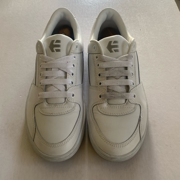 ETNIES Senix LO Men’s White Leather Lace Up Skate Sneakers Size 10 - Picture 1 of 7